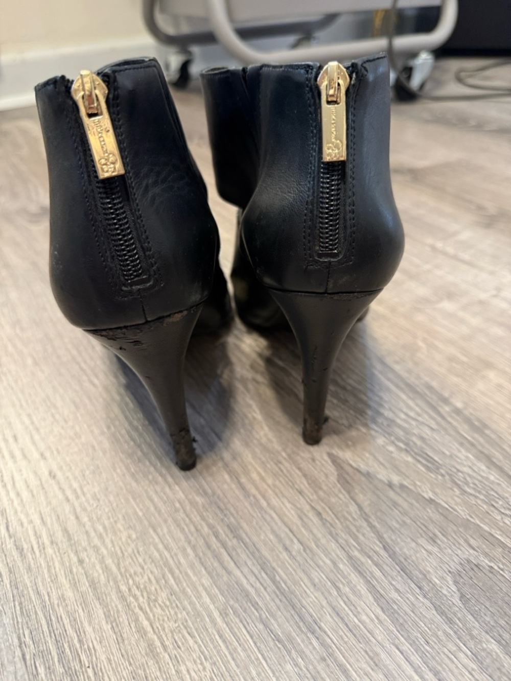 Jessica Simpson heels 8.5 - Picture 3 of 7
